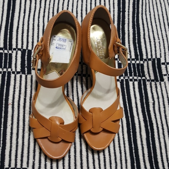 Michael Kors Wedge Sandal 10M - Picture 1 of 6
